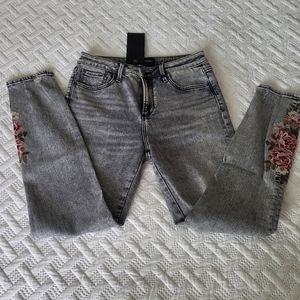 DRIFTWOOD Jackie High Rise Kinny Jeans